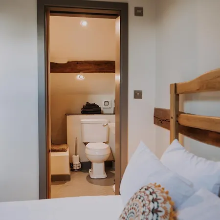 Holiday home High House Barn *